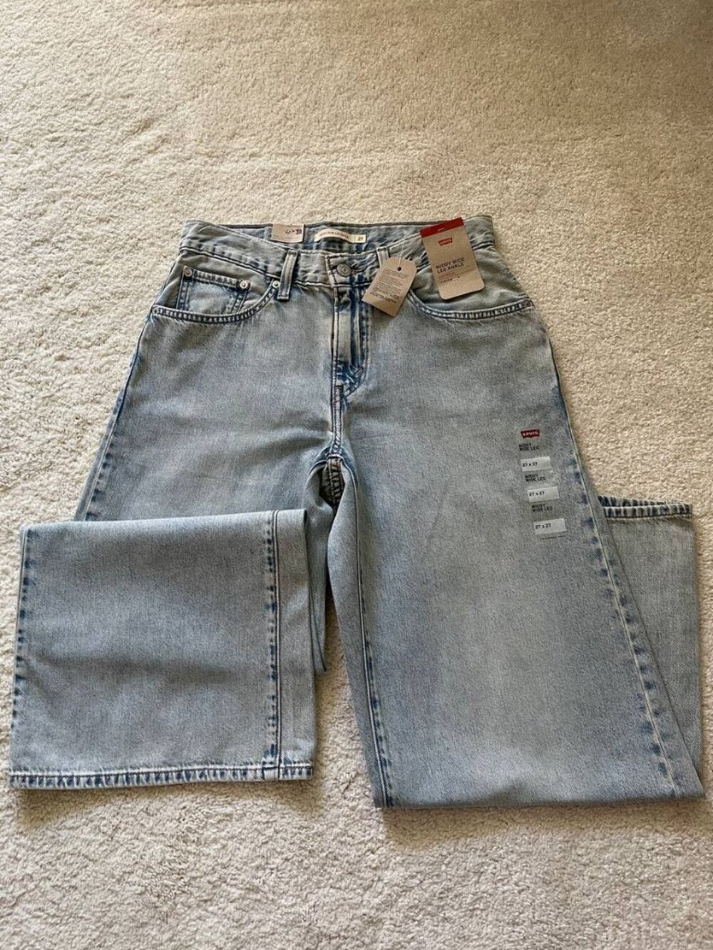 NWT Levi's Middy Wide Leg Ankle Women's Jeans Size 27/27